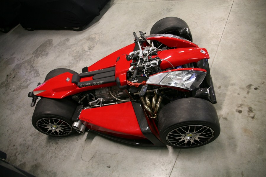 ���� ������� �� �������� Lazareth Wazuma V8F