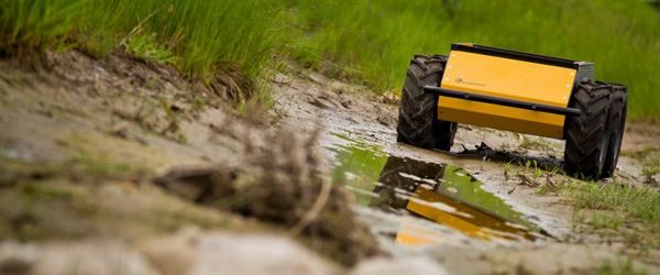 Husky A200 �� �������� Clearpath Robotics